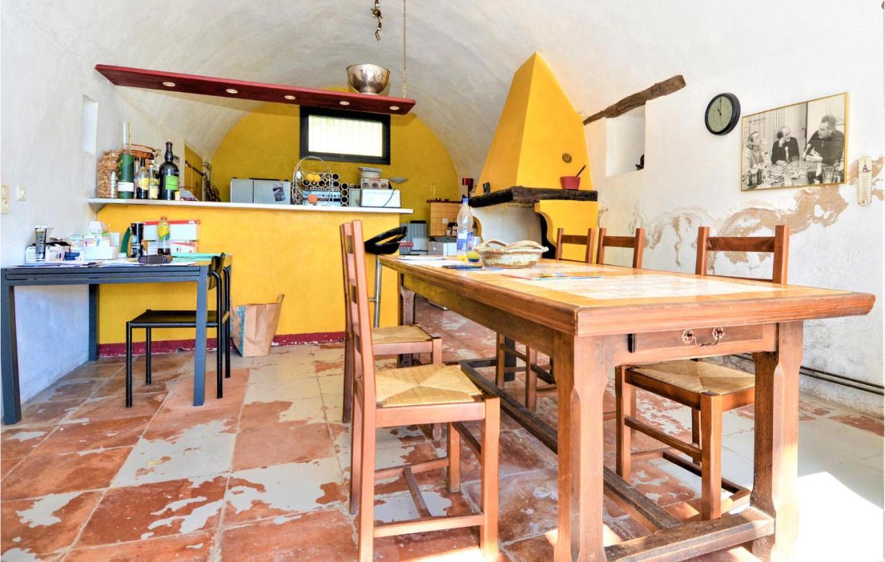 Stunning Home In St-Hippolyte-Du-Fort With Wifi Saint-Hippolyte-du-Fort Luaran gambar